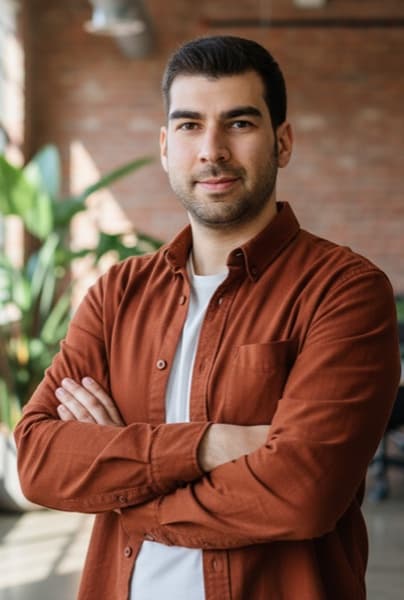 Navid Javanmardi
